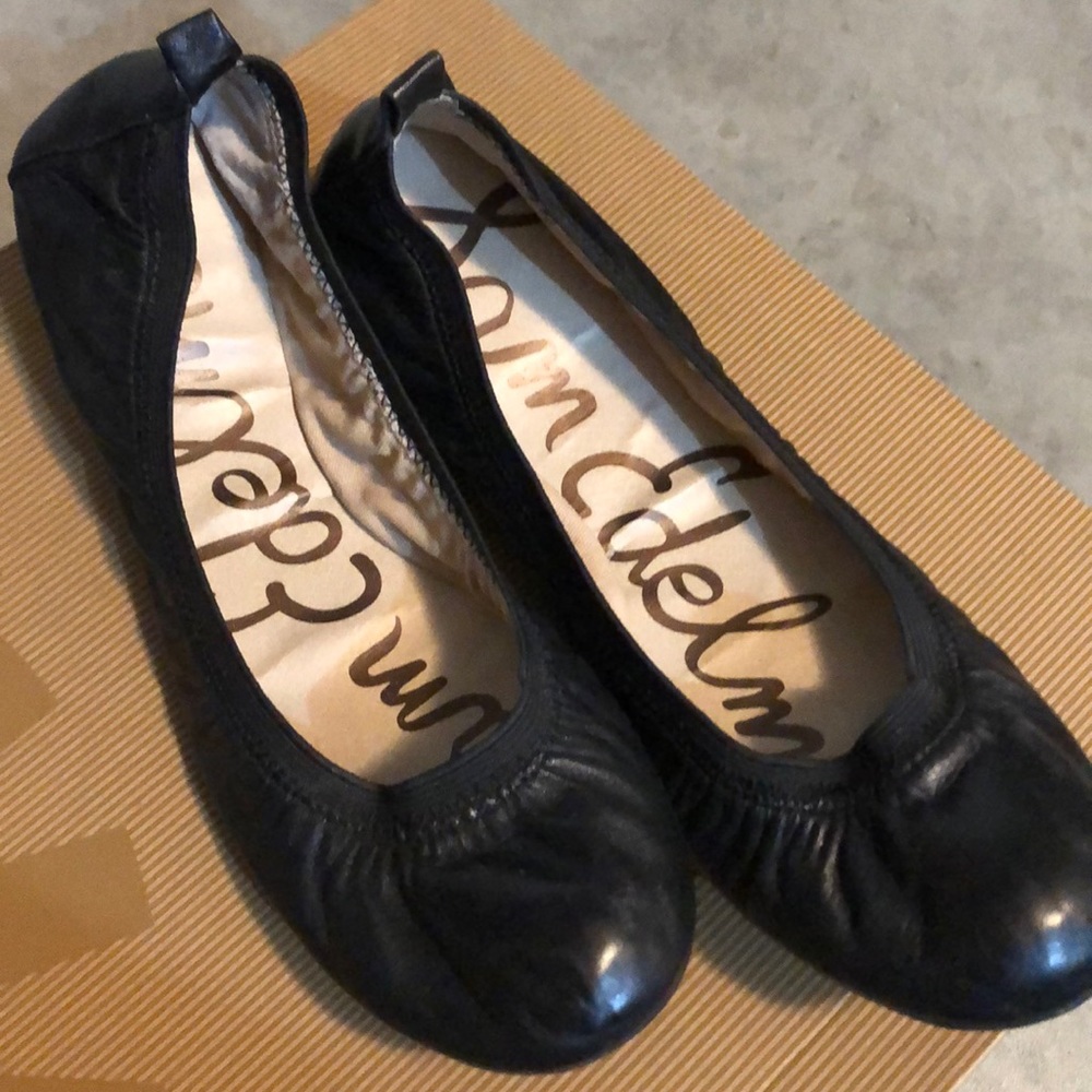 Sam Edelman black leather ballet flats